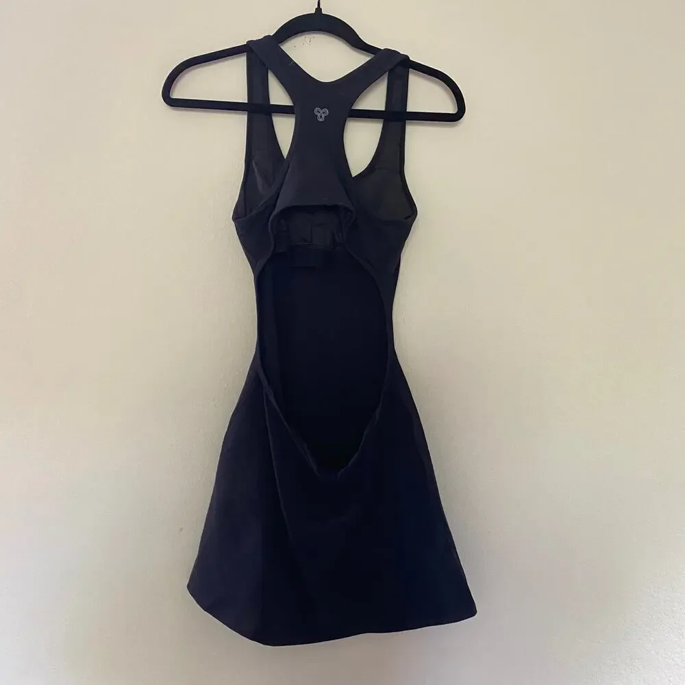 Tna LIFE Surpass Sports Dress in Black sz Medium - Picture 6 of 7